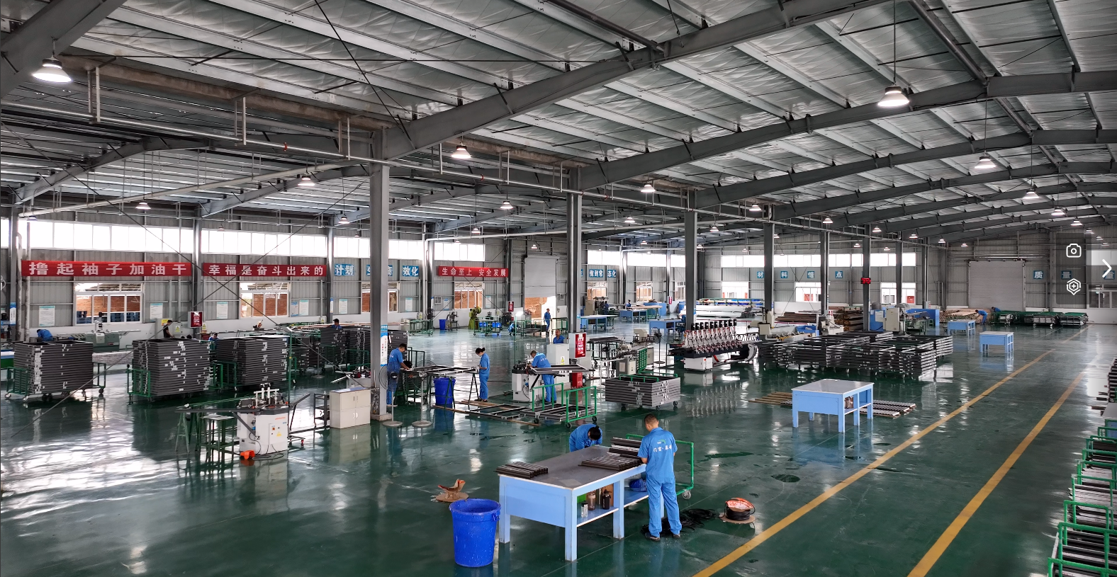加工基地生產(chǎn)車間